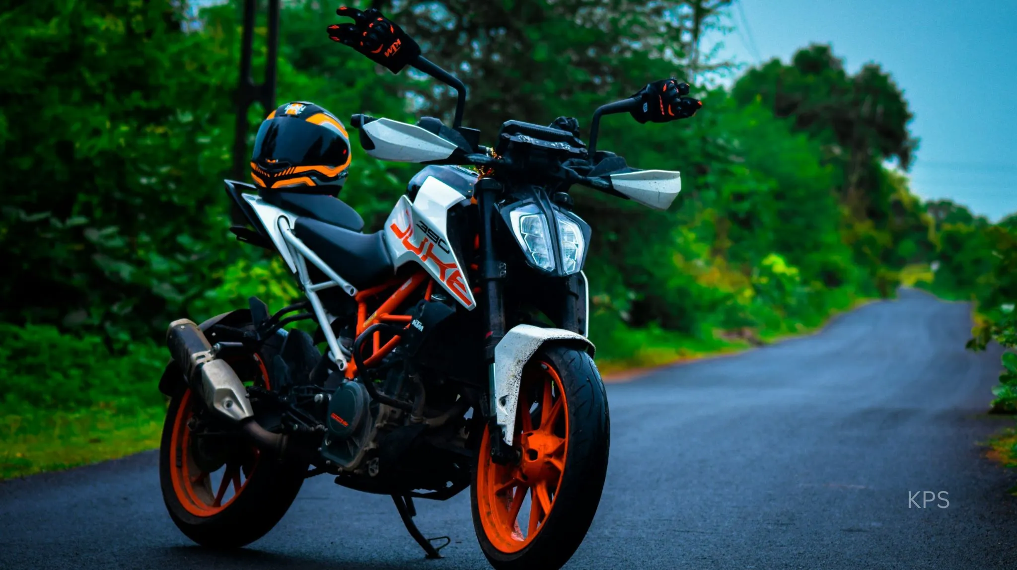 KTM Duke 390